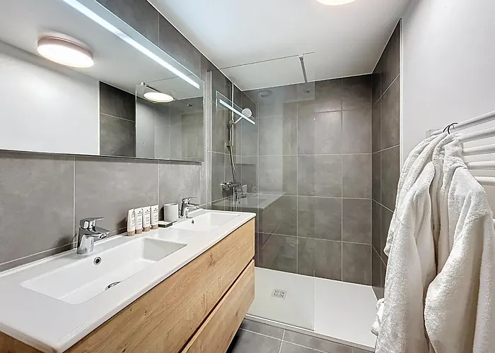 Ceiba - - Proche Centre Daire *